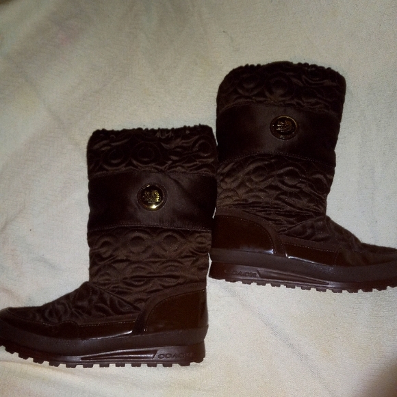 Like New Coach Boots winter or rain boot 8 ...8 1/2 - Picture 2 of 9